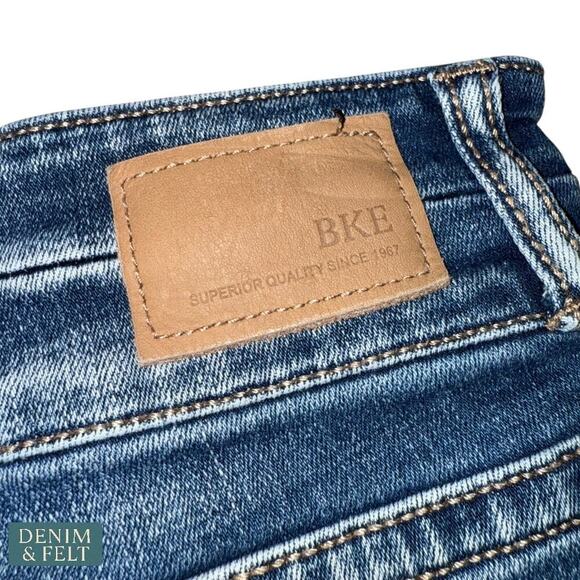 BKE Denim Gabby Stretch High Rise Denim Short Size 27 Distressed Corey Wash - Picture 12 of 16